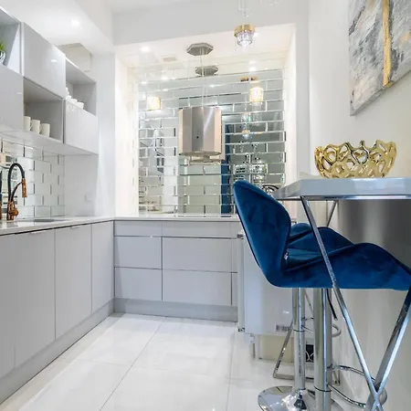 Granaria Premium Chmielna Park Апартаменты Гданьск