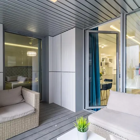 Granaria Premium Chmielna Park Гданьск