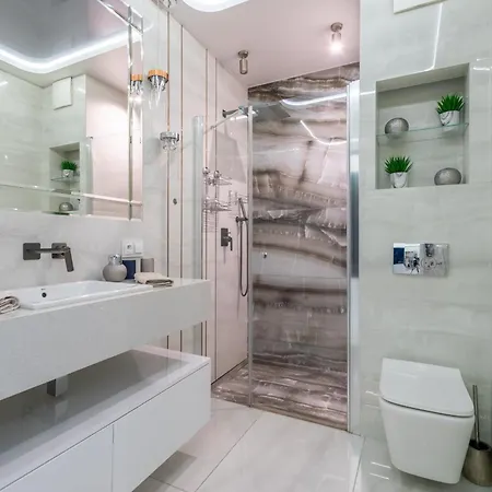 Granaria Premium Chmielna Park *